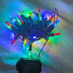 Christmas String Lights, 50-Count Black Wire Light Set, Battery Operated (EUC)